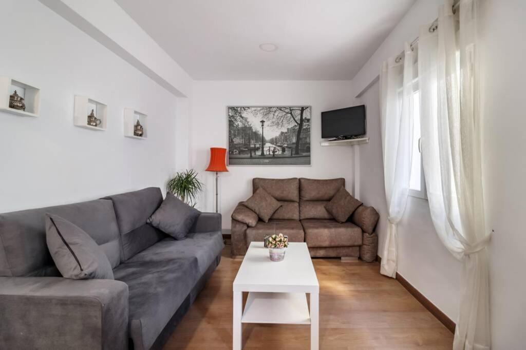 Lovely Apartment In The Centre Wifi Гранада Экстерьер фото